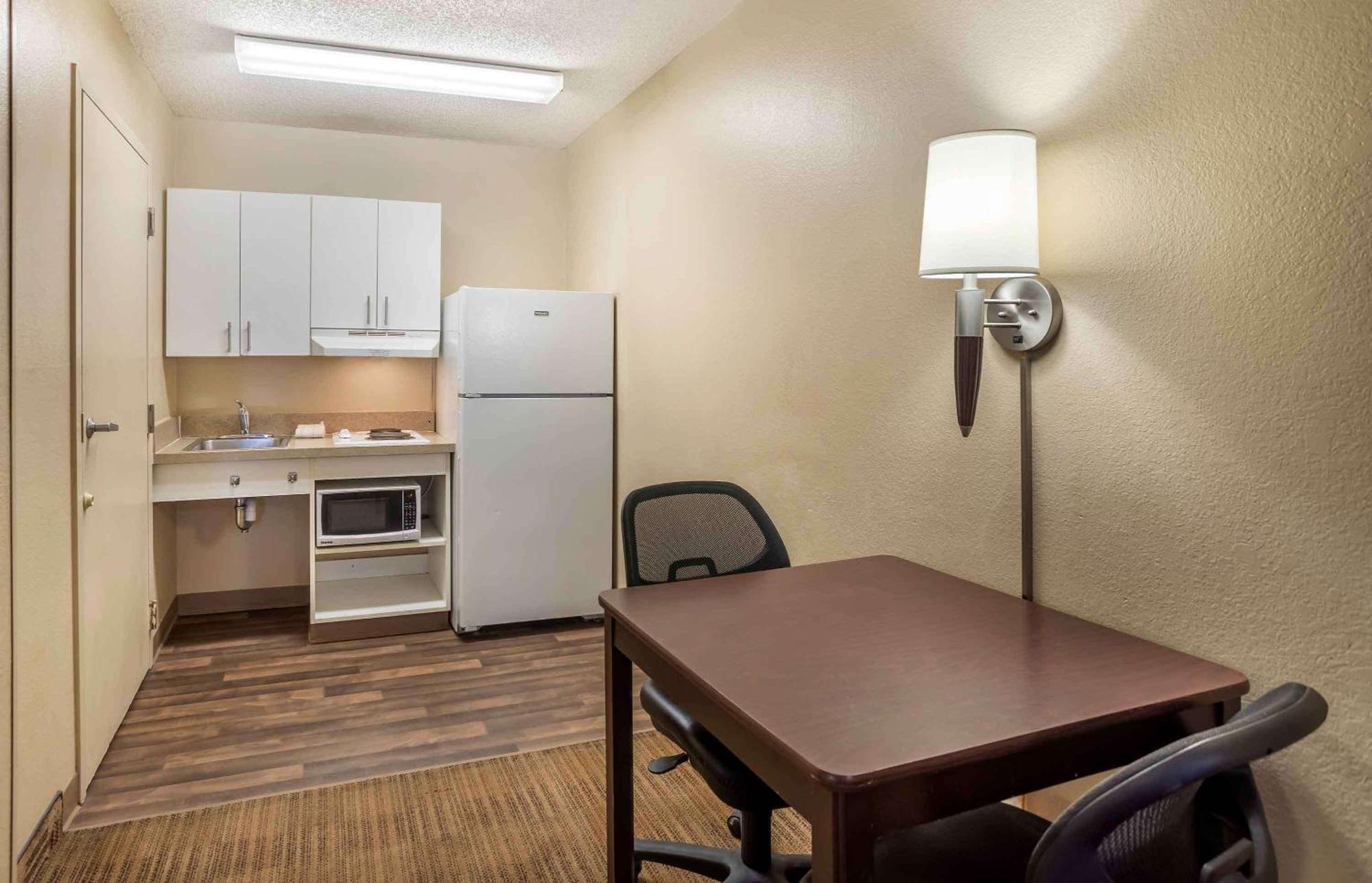 Extended Stay America Suites - Sacramento - Arden Way Eksteriør billede